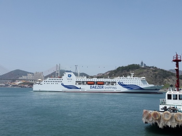인천~제주항로에 투입되는 2만4천톤급의 대형 여객선인 ‘오리엔탈 펄 8호. 사진제공=대저건설