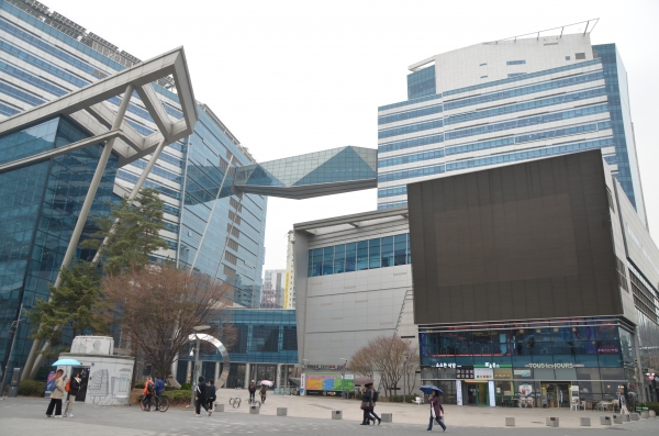 사진은 첨단 미디어 관련 기업들이 밀집한 상암DMC 거리 풍경으로 본문과 직접 관련은 없음. 사진=류정희 기자