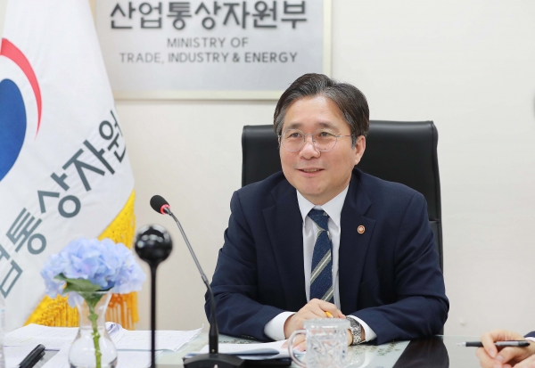 성윤모 산업통상자원부 장관. 사진제공=산업통상자원부