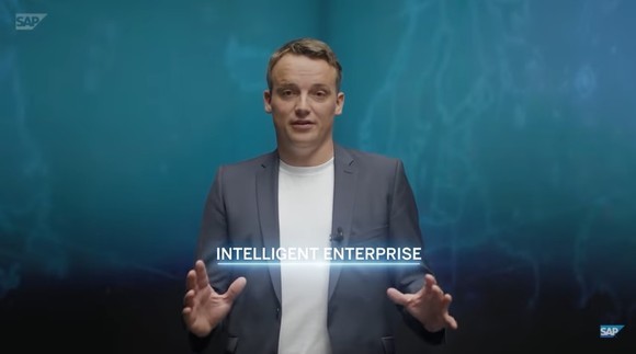 지난 6월 ‘SAP 사파이어 나우’에서 ‘지능형 기업’이라는 화두를 던진 크리스찬 클라인 SAP CEO (사진=SAP코리아)