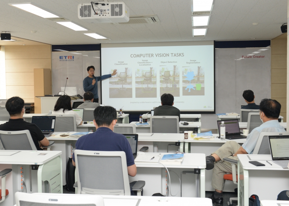 AI 아카데미 교육 장면 (사진=ETRI)