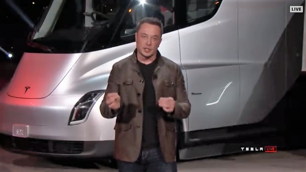 테슬라와 스페이스X의 CEO 일론 머스크