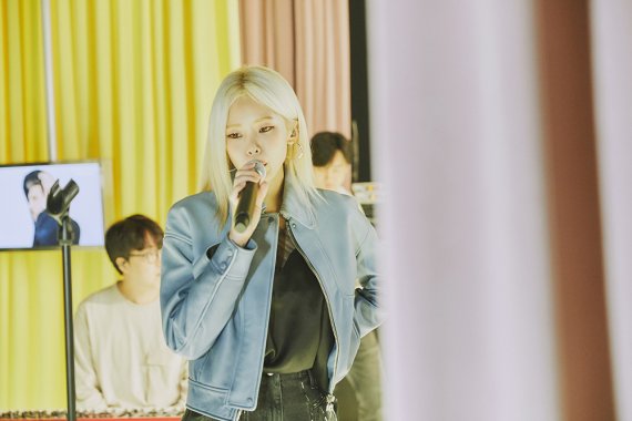 멜론 비하인드 더 씬 헤이즈 공연장면 (사진=멜론)