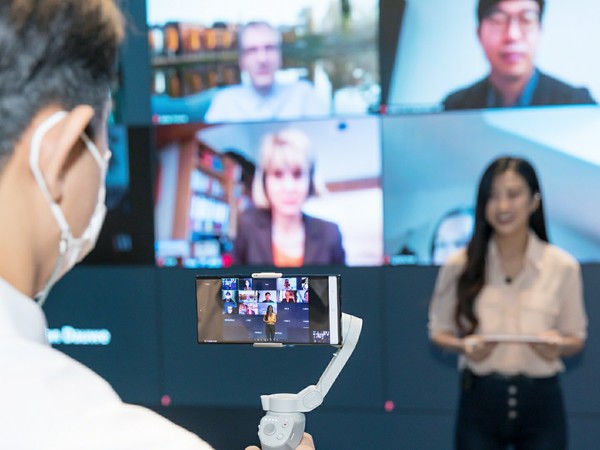 랜선 ICT 기업탐방 현장 모습 (사진=SK텔레콤)