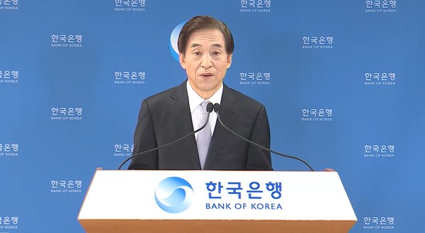 지난달 26일 한국은행 이주열 총재가 통화정책방향을 설명하고 있다./사진=한국은행 동영상 캡처