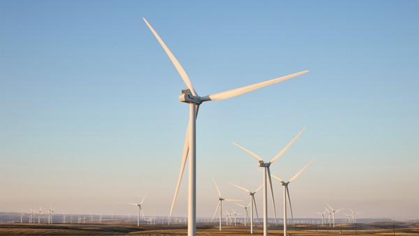 미국 오리건 주 몬테규에 자리한 풍력 발전소는 200메가와트 규모의 애플 최대의 전력 생산 프로젝트로, 애플의 프라인빌 데이터센터에 전력을 공급한다. (제공=애플)