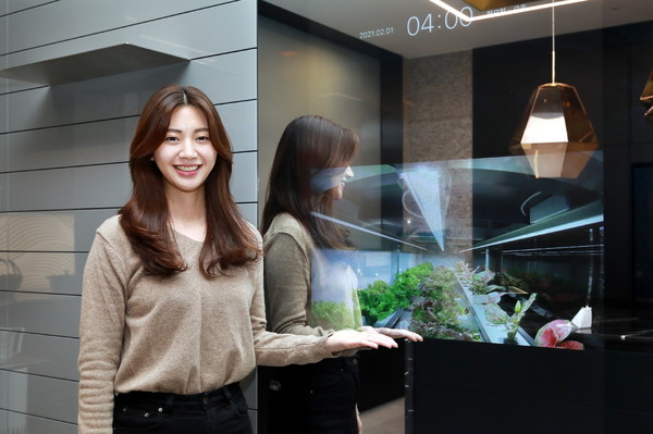 RAI 라이프관 주방 공용부에 설치된 스마트팜 (사진=삼성물산 건설부문)