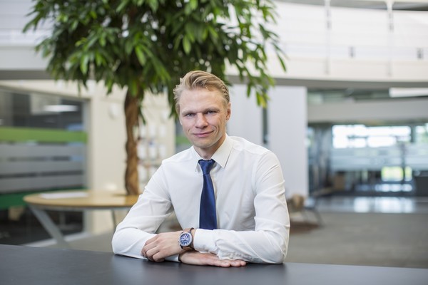 유니버설로봇의 신임 사장으로 임명된 킴 포블슨(Kim Povlsen) (출처=유니버설로봇)