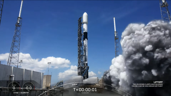 스페이스X는 지난 4월 7일(현지시간) 미국 플로리다에서 60개의 스타링크 위성을 탑재한 로켓 '팔콘9'을 하늘로 쏘아올렸다. (출처=스페이스X 공식 유튜브 채널 캡쳐)