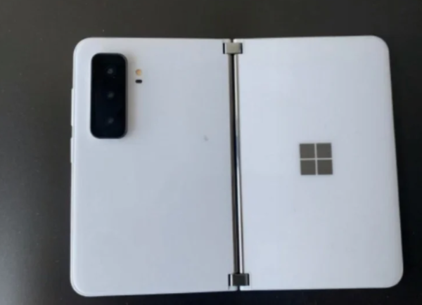 '윈도우 센트럴' 유튜브를 통해 게재한 ‘서비스 듀오2’ (출처=유튜브 캡처)