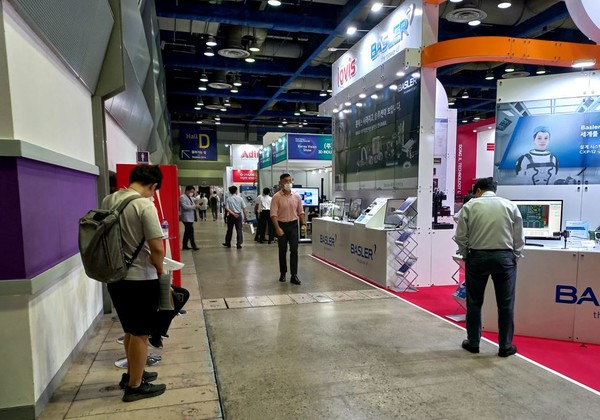 사진은 중소기업과 스타트업들이 많이 참가한 '2021스마트공장전'으로 본문 기사와 직접 관련은 없음.