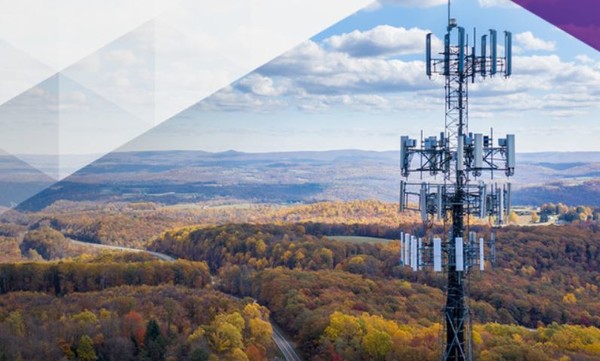 사진은 5G 통신 안테나로서, 본문과 직접 관련은 없음.