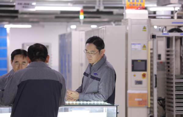삼성전기 중국 톈진 공장에 방문한 이재용 삼성전자 부회장. (사진=삼성전자)