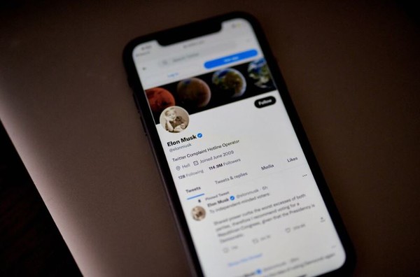 일론 머스크가 트위터 일일 검색 데이터 갯수를 제한하는 공지를 자신의 트위터 계정에 올린 화면. (이미지=월스트리트 저널)