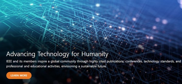 IEEE 홈페이지 캡처 이미지. '인간을 위한 기술'을 강조하는 슬로건이 인상적이다.