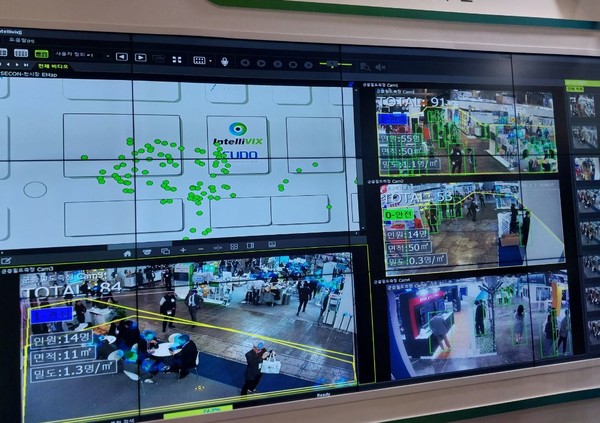 물리보안의 일환으로 '2023 세계보안엑스포'에 출품된 업체의 생체 인식 보안기술로서 본문과는 직적 관련이 없음.