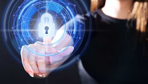 원격 사이버 보안 모니터링 이미지로서 본문 기사와 직접 관련은 없음.(사진=슈나이더 일렉트릭)