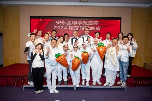 [모든 임직원, 협력사 가족들과 함께 봉사활동에 참여하는 안용기업]