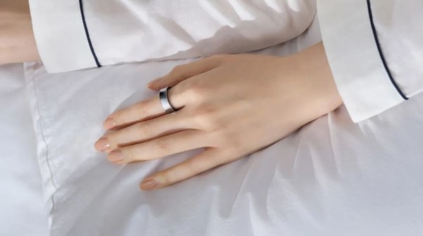 삼성이 개념만 선보인 스마트반지. (사진=테크레이다)