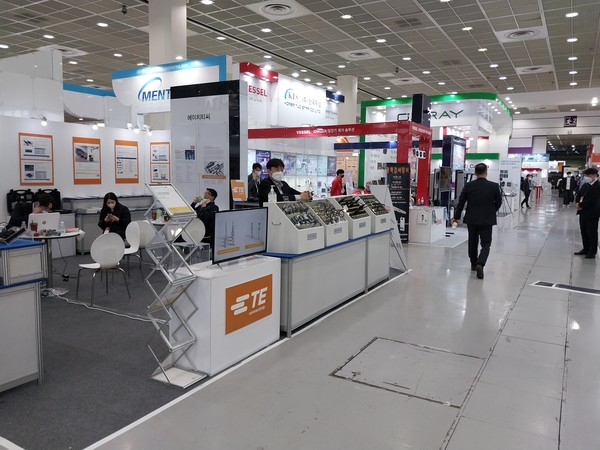 '2022 스마트팩토리전'의 모습으로 본문과 직접 관련은 없음.