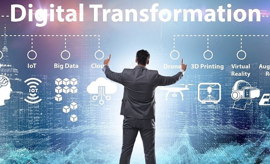 반도체를 등한시하면서 제조업 위주로 달려오던 일본에 큰 변화가 감지되고 있다. 디지털 방향으로 경제축을 선회시키고 있는 것이다.(사진=피엔지트리)