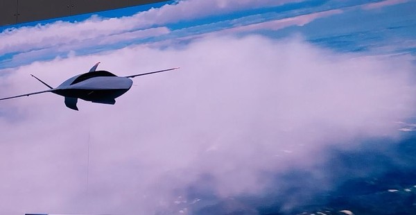 누구나 AI무기를 만들 수 있게 되면서 국가나 개인을 망라한 '범 인류적 AI군축' 합의가 있어야 한다는 주장이다. 사진은 본문과 직접 관련은 없음. 