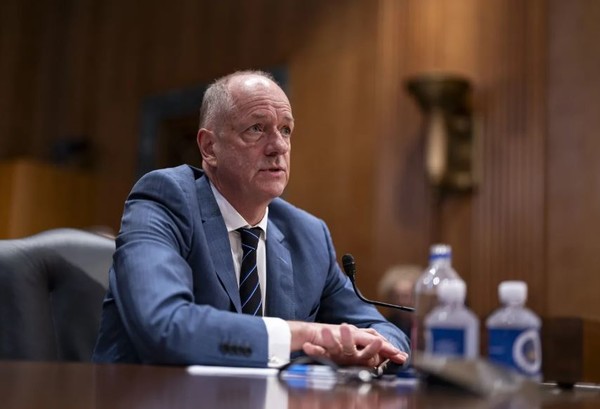 유나이티드 헬스케어 앤드루 위티 CEO가 미 상원 청문회에서 자사의 해킹 피해 규모에 대해 증언하고 있다. (사진=블룸버그, 게티이미지)