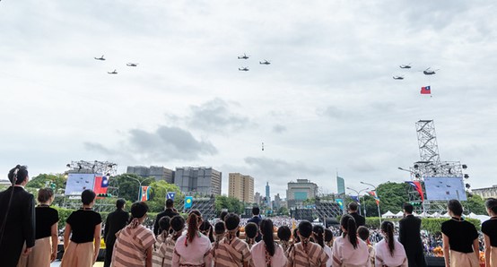 Military airplanes fly over Taiwan Presidential Office in inauguration ceremony(Photo: Taiwan Presidential Office)