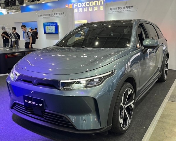 [Foxtron이 개발한 주력 전기차 기종 Model C]