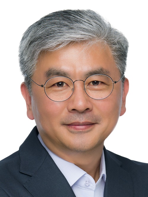 성무제 에스티팜 대표이사