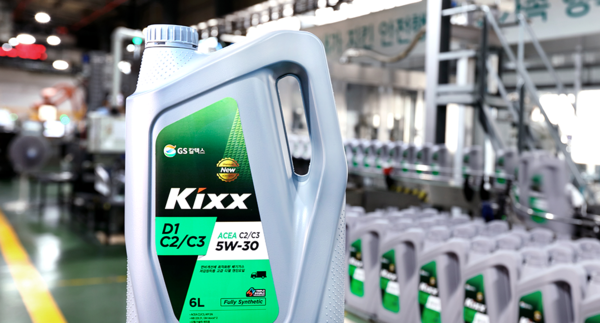 GS칼텍스 신규 개발 6L용 윤활유 용기(사진:GS칼텍스)