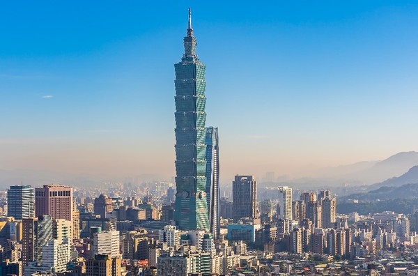 [그림 : Freepik, 자료 : 대만 통계처]