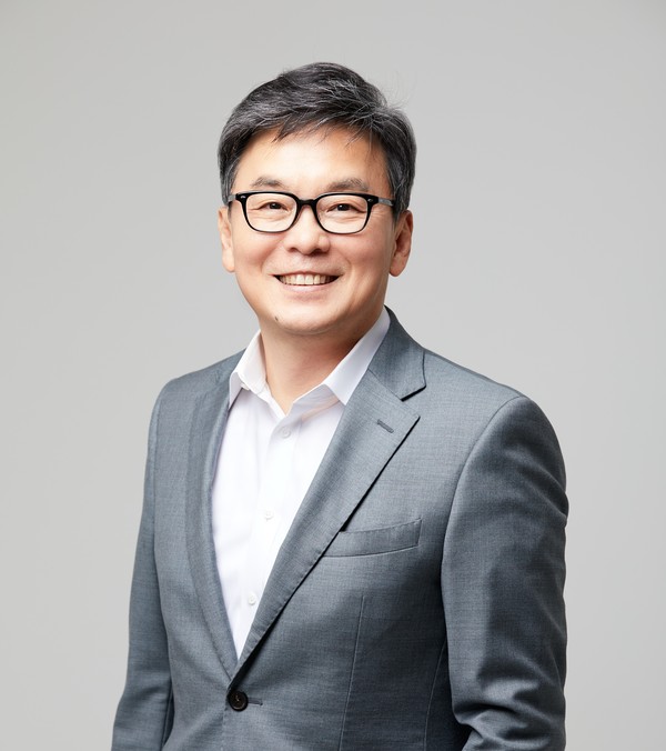 송수영 휴온스글로벌 대표