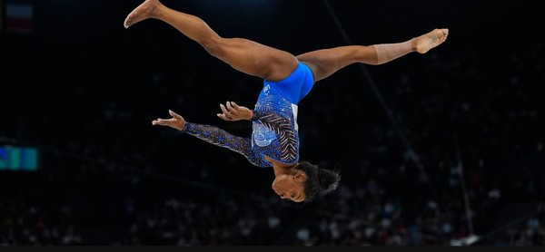 첫 'AI올림픽'이 된 '2024 파리올림픽'의 체조 경기에 나선 선수 모습. (출처=뉴욕타임스)