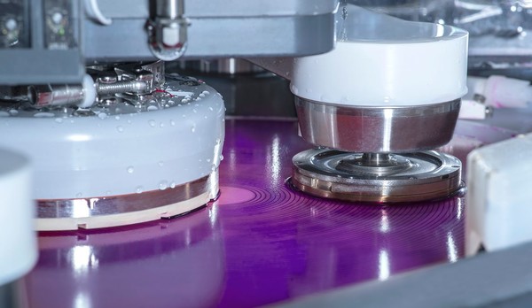 반도체 웨이퍼 연마기로서 본문과는 직접 관련이 없음. (출처=어플라이드 머티어리얼즈 코리아)