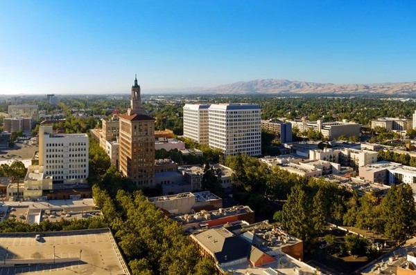 캘리포니아AI법에 머스크와 오픈AI, MS 등 실리콘밸리를 대표하는 주요 기업들이 잇따라 찬성 의견을 보이고 있다. 사진은 실리콘밸리 전경. (사진=셔터스톡)