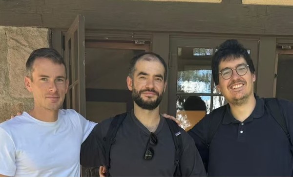 왼쪽부터 애플 출신 다니엘 로스, 오픈AI 공동창업자 일리야 셔츠케버, 오픈AI 출신 다니엘 레비. (사진=로이터 통신)