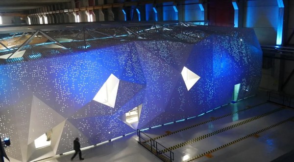 유럽 최대의 친환경 슈퍼컴퓨터 '루미'의 외관. (출처=퓨처)