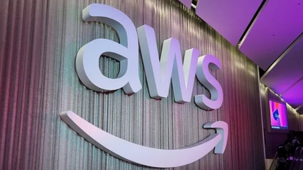 AWS 로고 이미지. (출처=테크레이다)