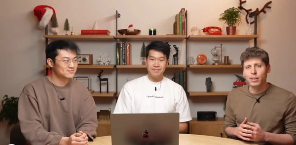 기술이벤트 ‘12 Days of OpenAI’에서 최신 'o3' 와 'o3 미니' 모델을 소개하고 있는 샘 앨트먼(오른쪽). (사진=오픈AI)