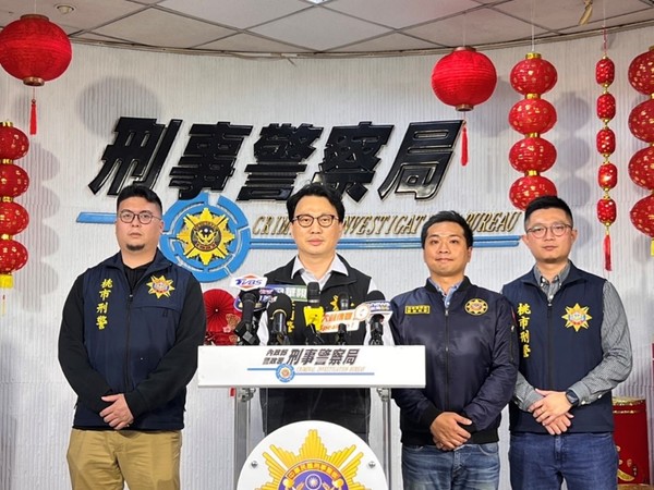 대만형사경찰국 국제형사경찰과 양궈송(Wesley Yang , 楊國松) 대장(왼쪽 두 번째)