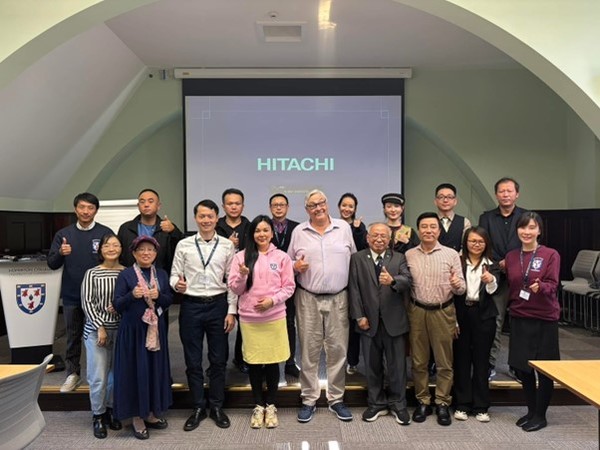 박사 후 전문과정 참가자들이 글로벌 기업과 교류하는 현장 