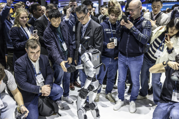 아너(Honor)가 공개한 로봇 손.(사진:블룸버그)