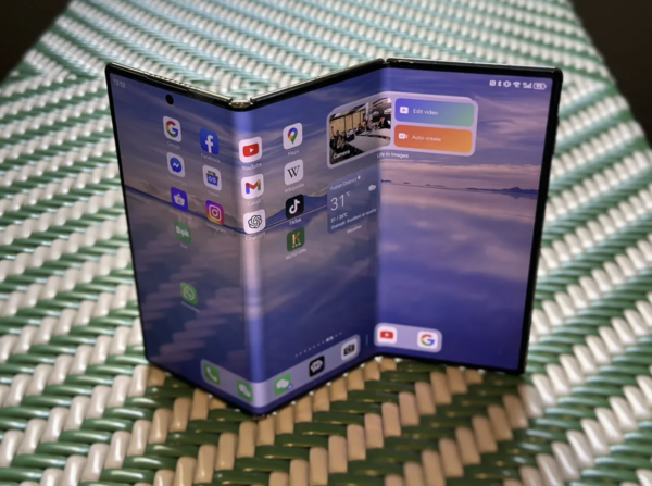 화웨이 메이트 XT.(사진:씨넷)