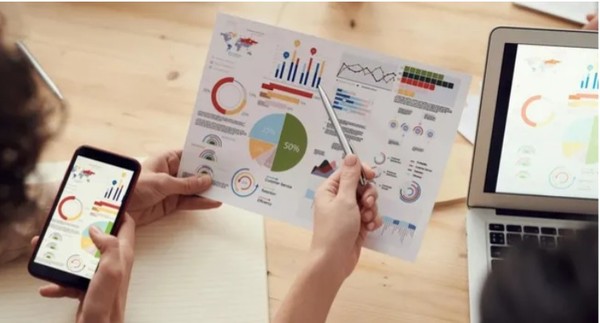 데이터 분석 트렌드 이미지. (사진=펙셀)