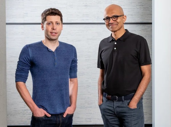 오픈AI의 샘 앨트먼(왼쪽)과 마이크로소프트의 사티야 나델라. (사진=마이크로소프트)