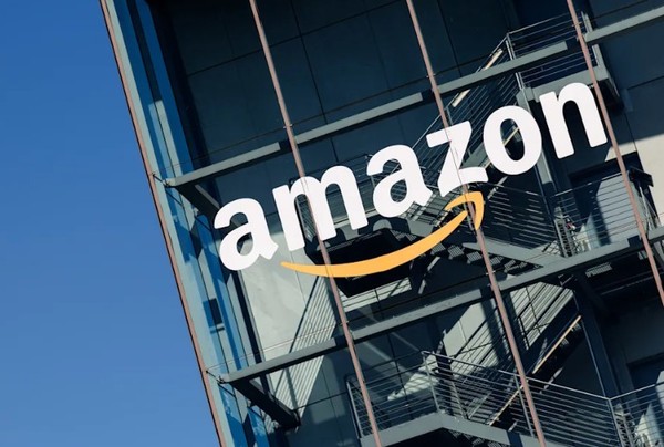 뒤늦게 틱톡 인수전에 뛰어든 아마존. (아이스톡)