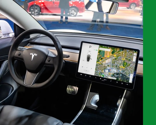 테슬라 로보택시의 자율주행시스템. (출처=테크크런치, 게티이미지)