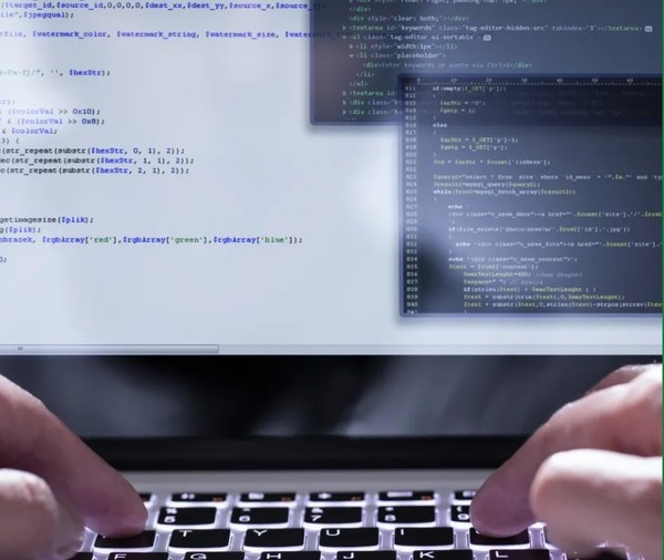 AI 코딩 이미지. (출처=테크크런치)