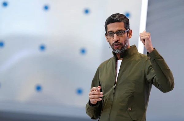 구글 I/O 2025 무대에서 기조연설을 하고 있는 순다 피차이 CEO. (출처=로이터통신)